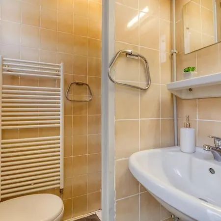 T2 Au Calme A 2 Min A Pied Du Chateau - Le Versaillais * Versailles